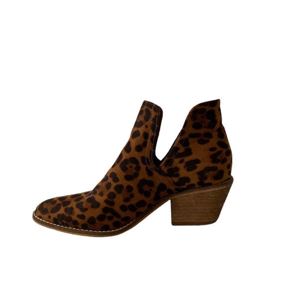 BEAST Sunny Chop Out Style Fall Leopard Print Booties 8 - Picture 6 of 13
